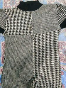 Houndstooth Top