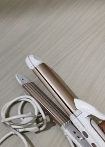 three in one hair straightener,curler and wave cre