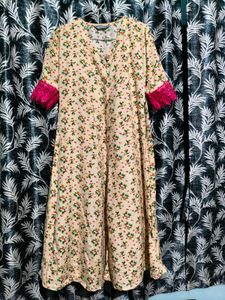 Gufrina Floral Print Kurta M