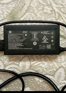 HP LAPTOP CHARGER NEW AND ORIGINAL 65 WATT