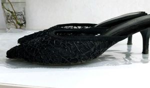 Catwalk Black Embellished Woven Design Pumps