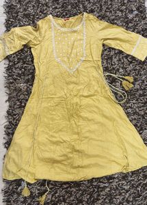 W Embroidered Yellow Kurta