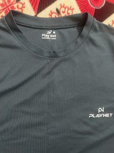 Tshirt M SIZE ONE PIC PRICE. CHOICE ANY Colour.