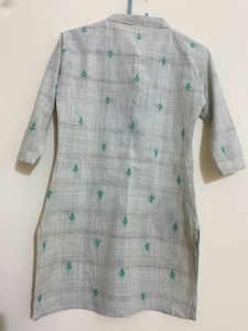 Short Kurti