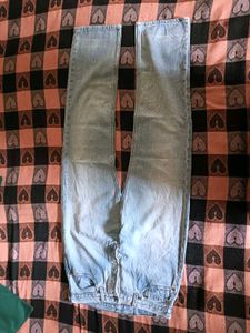 Levi&#39;s 501 Light Wash Jeans