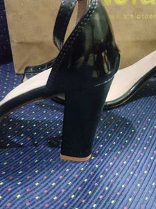Black Heels 🖤