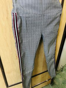 Slim Fit Trousers With detailing
