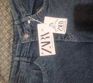 Straight Jeans