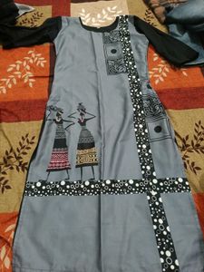 Unique Print Black & Grey Tunic