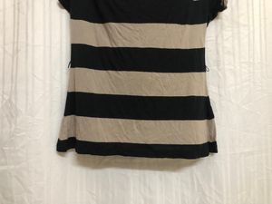H&amp;M Short Sleeve Top