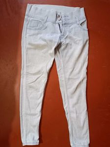 Light Wash Denim Jeans