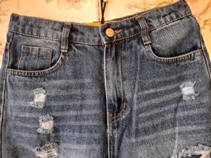 Trendy Feminine Women Jeans ❤️
