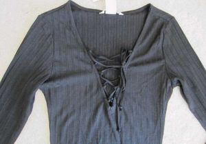 WOMENS H&amp;M BLACK LONG SLEEVE LACE UP STRETCH KNIT