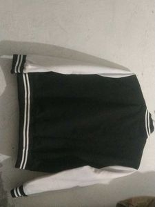 NY Black And White Jacket With Tich Buttons