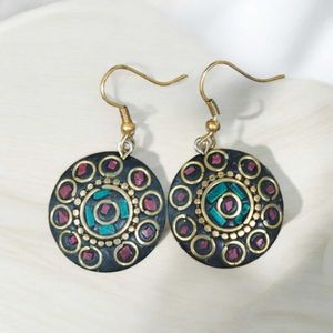 Handcrafted Multicolour Necklace Set.