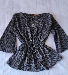 Diligent Women's Top