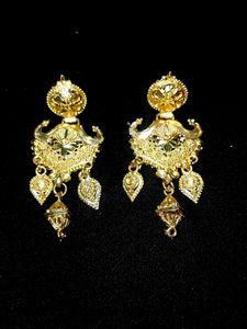 Golden Jewellery Beautiful And Fashionable ♥️