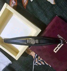 Men&#39;s Leather Bracelet