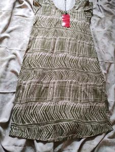 W kurta Size 6 tagged Bust 77 cm