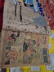 ARCHIE LAUGH COMICs SET VINTAGE