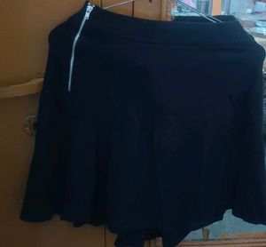 Black Skirt with Zipper Detail