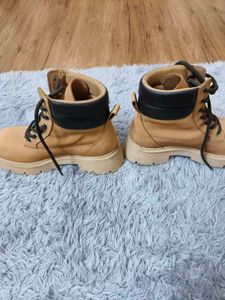 MANGO Flat Boots