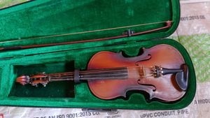 Violin With Bag 🎻