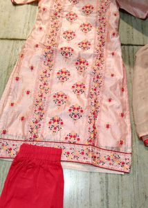 Embroidered Kurta Set