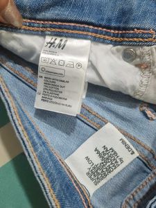 Frayed Hem Denim Shorts