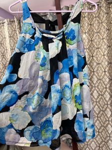 Sleeveless Tie Up Crop Top