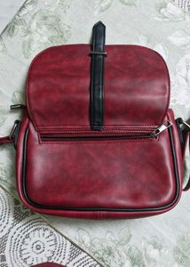 Leather Sling Bag🤩