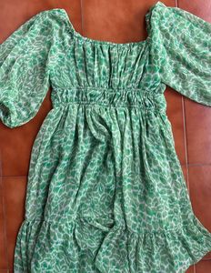 Green Sheer Puff Sleeve Dress