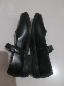 Black Canvas Shoes With Anti Bacterial Protection