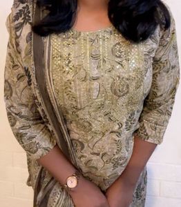 Floral Print Kurta Set (item 26)