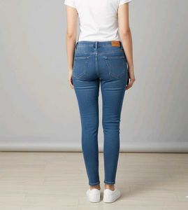 Stylish Blue Denim Jeans