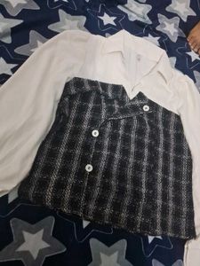Stylish Plaid Top