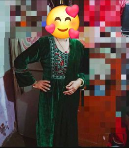 Woman Kurta Set With Dupatta