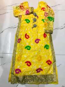 Elegant Yellow Embroidered Kurta