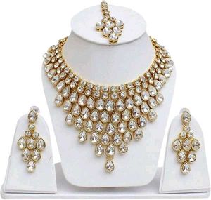 Elegant Jewellery Set