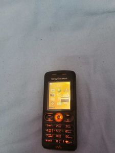 Sony Ericson W200i