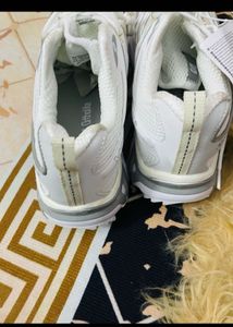 Salomon XT-6 White/Grey - Size [Insert Siz