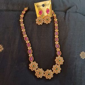 Simple Ruby Stone Neckset For Evening Parties