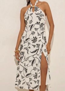 🆕 “L.O.V” Floral Halter black print Dress