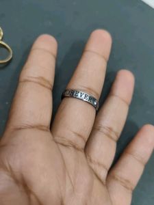 4 Small Rings💍