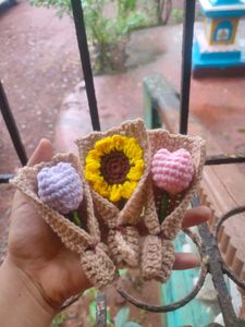 Crochet Flower Bouquet Keychain