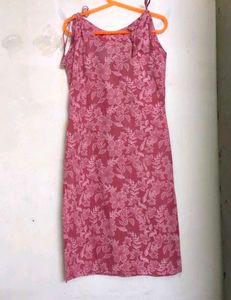 Women Sleeveless Kurti