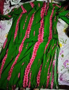 Women Kurti Green - Rayon