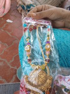 Fashionable Necklace