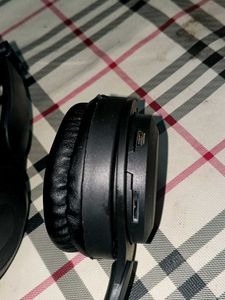 Black Headphones