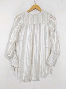Off White Casual Top (Women)